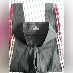 Cut The Frills Leggings